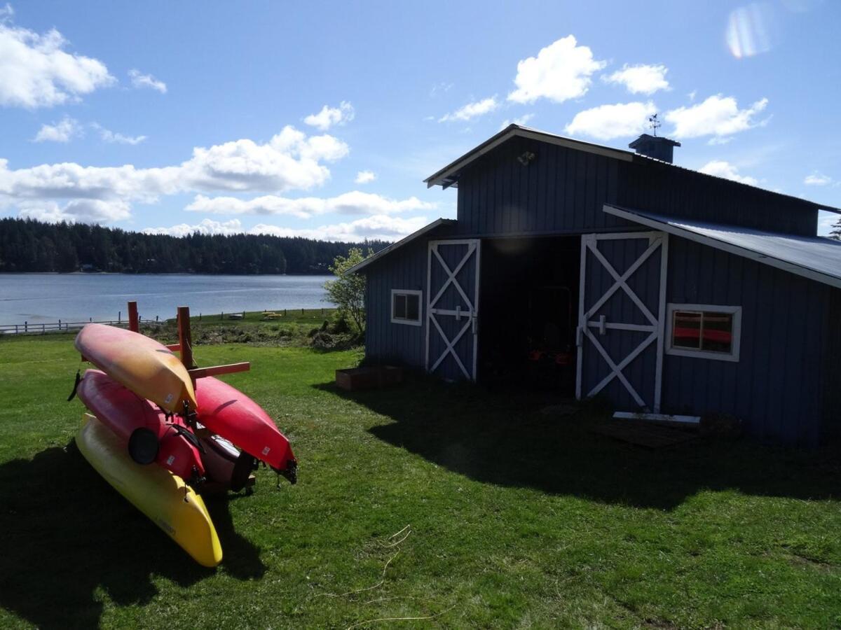 Oceanfront Studio/Loft: Alpacas, Oysters & Kayaks Shelton Extérieur photo